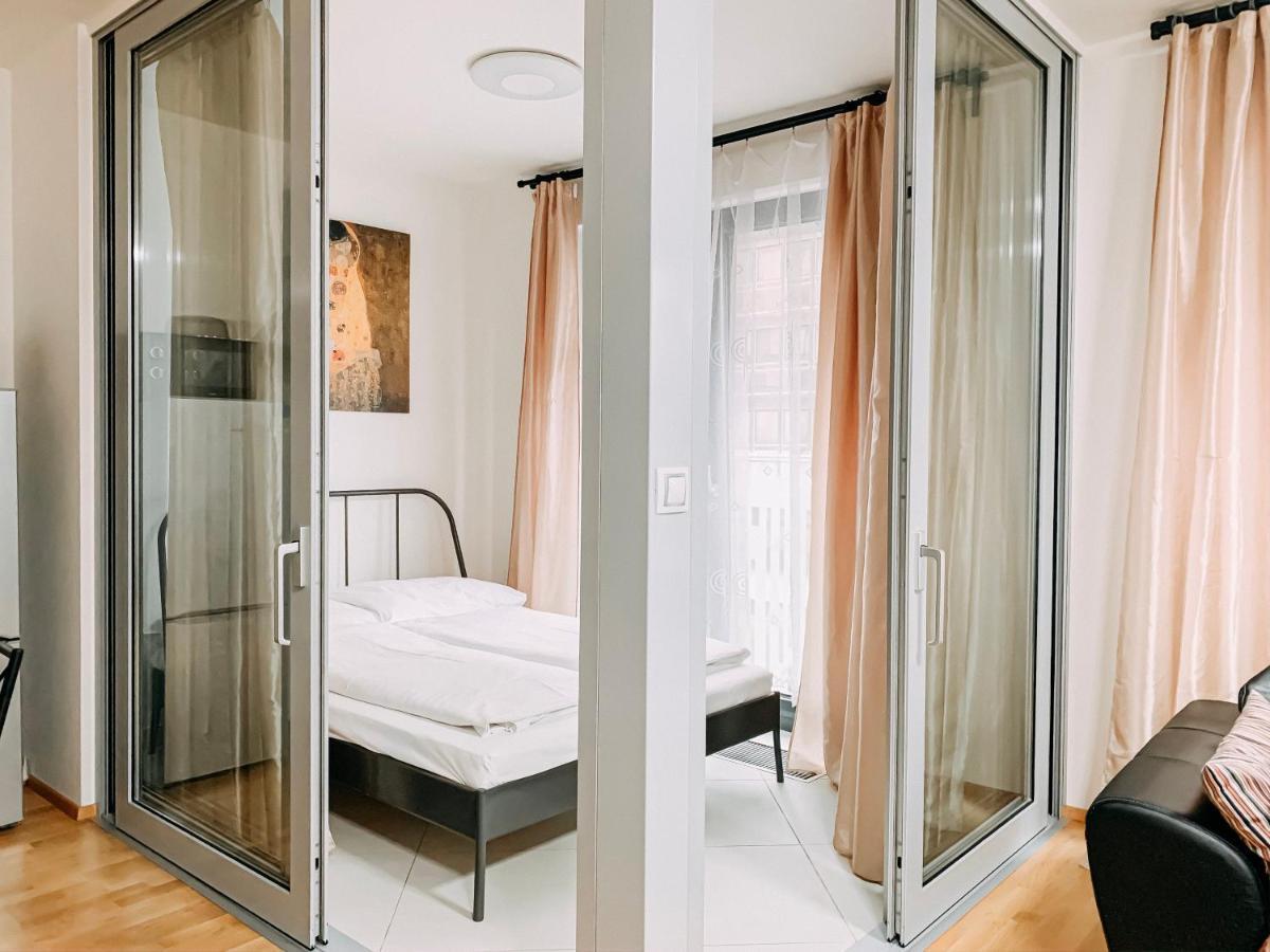 Apartamento Enjoy in Garden Praga Exterior foto